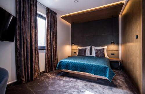 Zielona Gora Bed & Breakfast | Kameralny