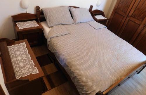 Ilirska Bistrica House | Kamnita hiša Stari klesar
