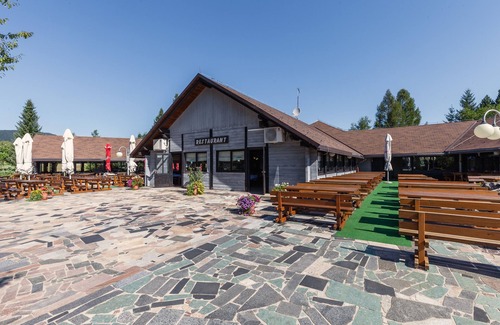 Catrnja RV Rental | Kamp Korana