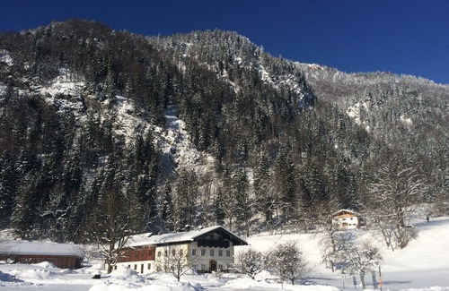 Aschau im Chiemgau Apartment | "Kampenwand" Ferienwohnung II°, 56 qm, extra Schlafzimmer, Wohn-/Schlafzimmer und Balkon°