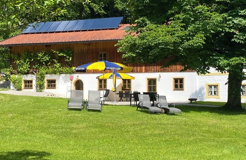 Aschau im Chiemgau Apartment | "Kampenwand" Ferienwohnung II°, 56 qm, extra Schlafzimmer, Wohn-/Schlafzimmer und Balkon°