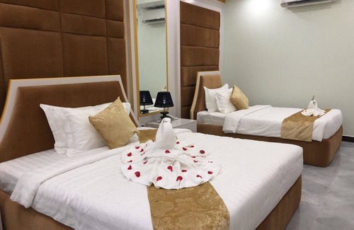 Stueng Saen Hotel | Kampong Thom Royal Hotel & Restaurant
