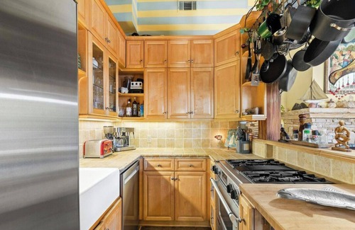Malibu House | Kanan Dume - Malibu Ranch Retreat | 5-Acre Oasis w/Guest House & Pool