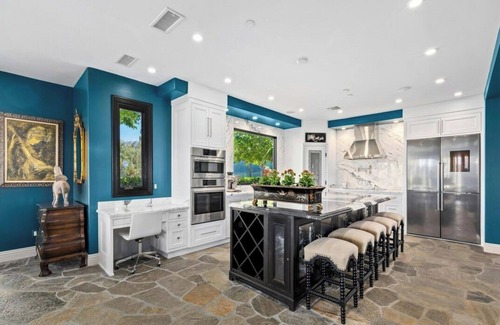 Malibu House | Kanan Dume - Malibu Ranch Retreat | 5-Acre Oasis w/Guest House & Pool