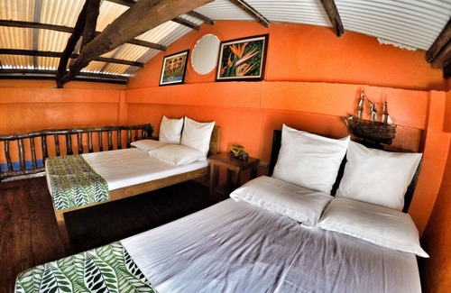 Santa Fe Bed & Breakfast | Kandugyap House By The Sea