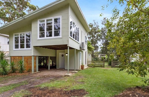 Cunjurong Point House | Kangaroo Cottage close to Green Island