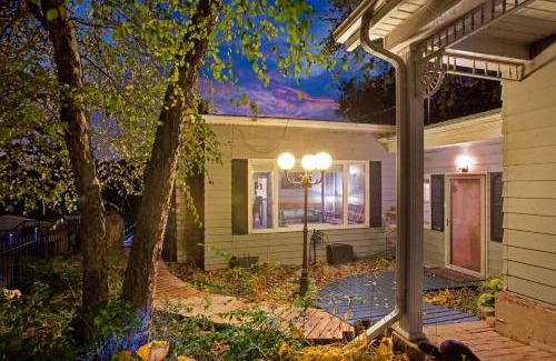 Kankakee Villa | Kankakee River Sanctuary