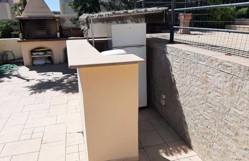 Paiania House | Kantza Private Pool Project, near metro, A 60sm lux pool for your use only