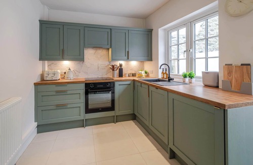 St Austell House | Kaolin: Splendid Cornwall Home by StayStaycations