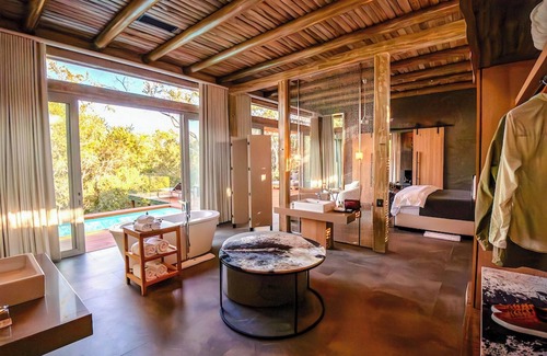 Thorny Bush Game Reserve Cabin | Kapama Karula