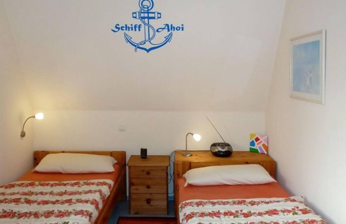 Breege Apartment | Kapitänskajüte by Interhome