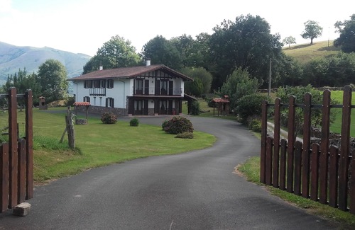 Azpilkueta Cottage | Karakotxeko Borda cottage in the middle of nature