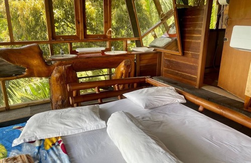 Cisolok House | Karang Aji Beach Villa
