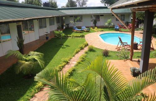 Moshi Hotel | Karanga River Lodge