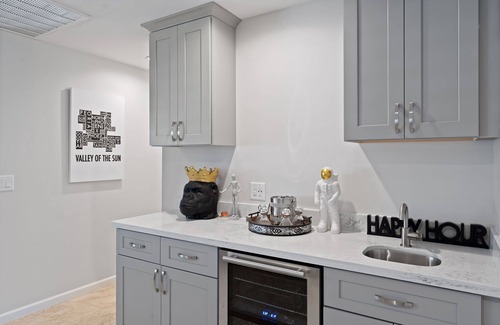 South Scottsdale House | 🎤*Karaoke Palace/Pool/HotTub/OldTown/PuttingGreen