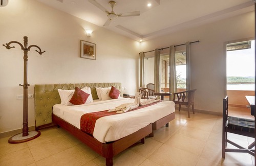 Vazhavatta Resort | Karapuzha Village Resort