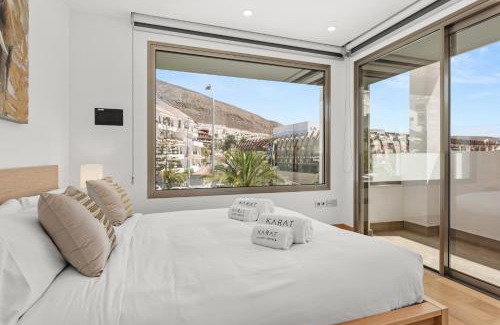 Los Cristianos Villa | Karat Villa Portofino