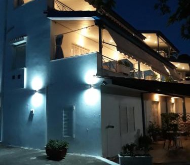 Rovies Apartment | karavagelis rooms