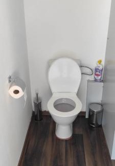Dolni Bojanovice Ski Chalet | Karavan mezi vinohrady