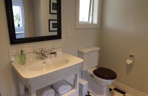Broomfield House | Karetu Downs Farm Stay