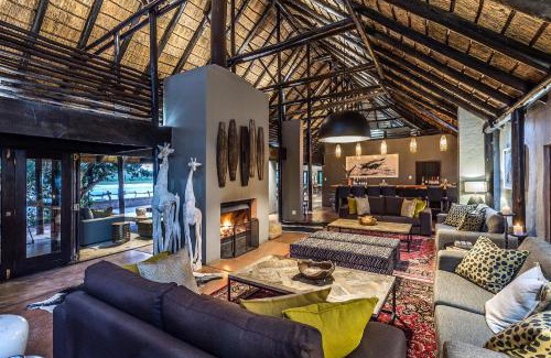 Kenton on Sea Cabin | Kariega Game Reserve River Lodge