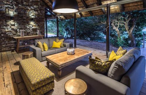 Kenton on Sea Cabin | Kariega Game Reserve River Lodge