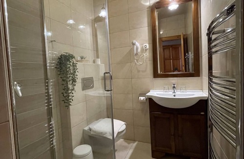Ujpest Hotel | Karin Hotel