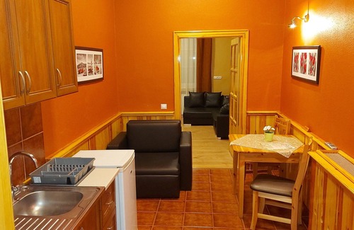 Ujpest Hotel | Karin Hotel