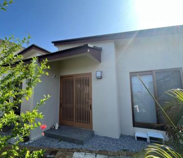 Sakimotobu Apartment | Karisome