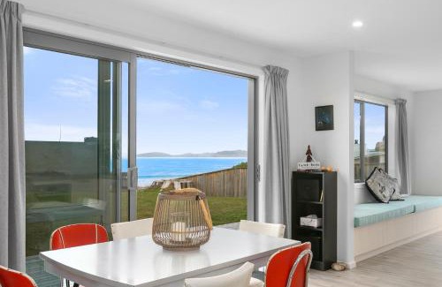 Karitane House | Karitane Beach Retreat - Karitane Holiday Home