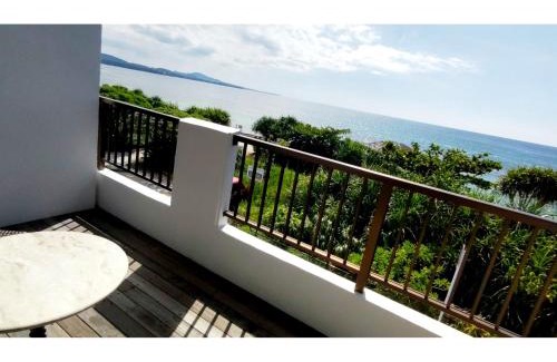 Agarie Apartment | Kariyushi Condominium Resort Sea Side House