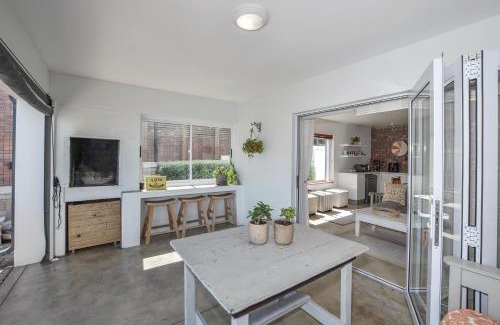 Yzerfontein House | Kariza