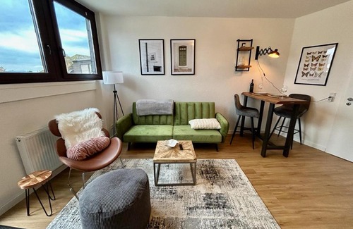 Mitte Apartment | Karl Central Flats - Netflix - Parkplatz - Balkon