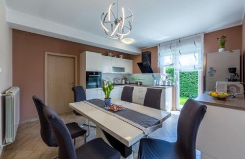 Buzdohanj Apartment | KARLO