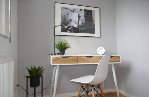 Gera Apartment | Karls Apartment - B24