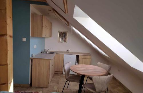 Sopron Apartment | Karmelita vendégház