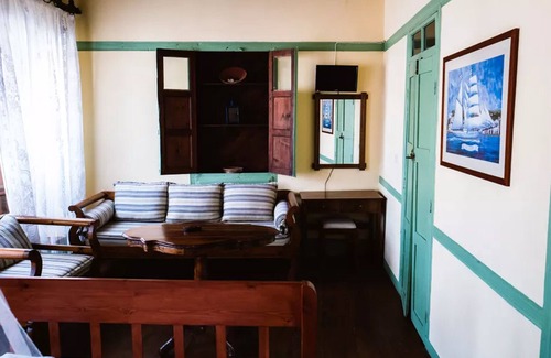 Megisti Apartment | Karnayo Traditional Houses