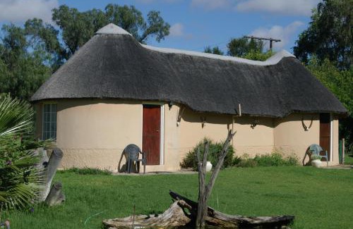 Inxuba Yethemba House | Karoo Pred-a-tours/Cat Conservation Trust