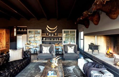 Ladismith Cabin | Karoo62 Luxury Lodge