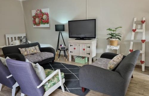 Adendorp Apartment | KarooSjiek Self-catering