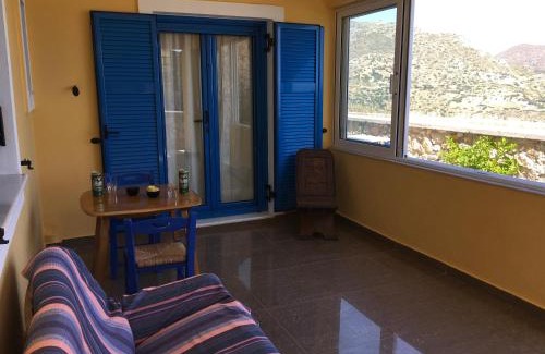Menetai House | Karpathos Guest House