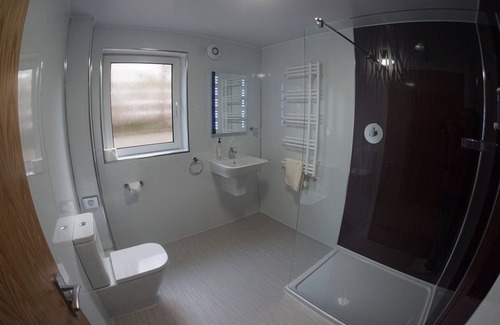 Saint Ola House | Karrawa Guest House