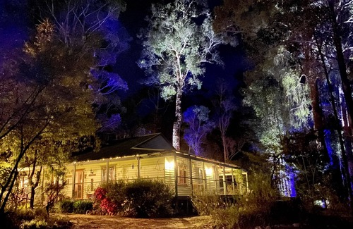 Quinninup House | * Karri Tree Cottage *