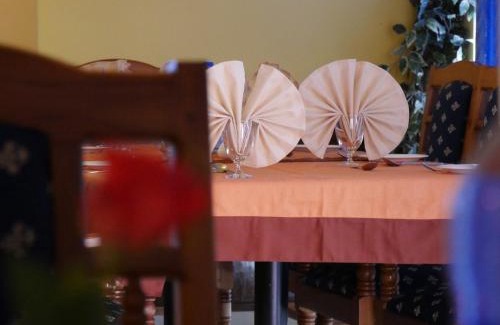 Nedumangad Hotel | KARTHIKA RESIDENCY