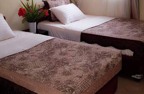 Karuma Hotel | Karuma Travellers Hotel