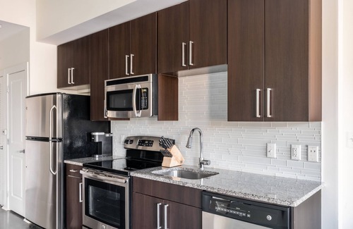 Del Ray Apartment | Kasa Alexandria Washington