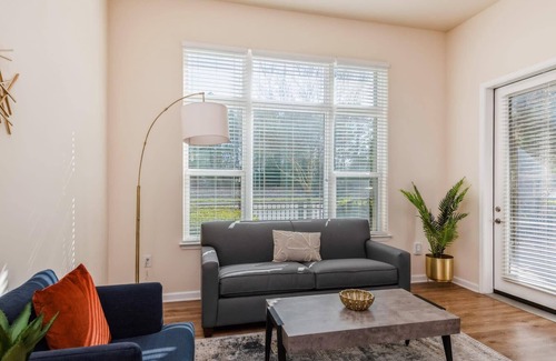 Durham Apartment | Kasa | Charming 2BD + Pool Access | Durham