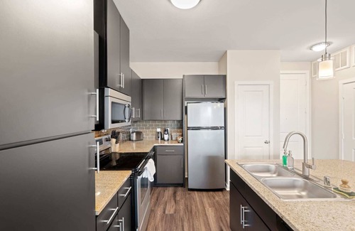 Northeast Dallas Apartment | Kasa | Family Friendly 2BD + Full Kitchen | Dallas