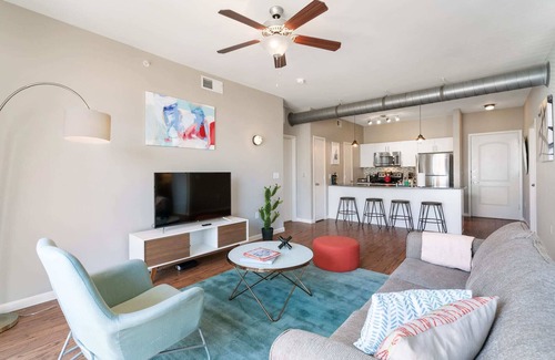 Legacy Park Apartment | Kasa | Family Friendly 2BD + Pool Access | Plano