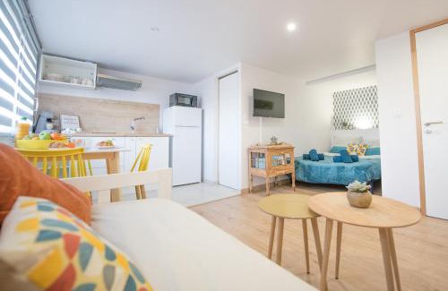 Saint-Martin-la-Plaine Apartment | KASA HOME - Calme, Cosy, WIFI & Netflix
